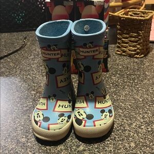 6C Hunter Rainboots w/ Classic Mickey Mouse Face + Logo, Blue